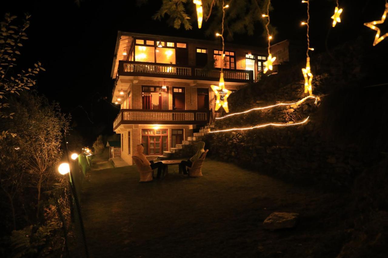 Odin Hostels Shoja Exterior foto