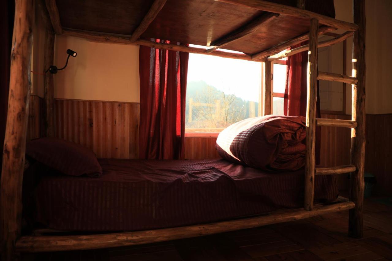 Odin Hostels Shoja Exterior foto